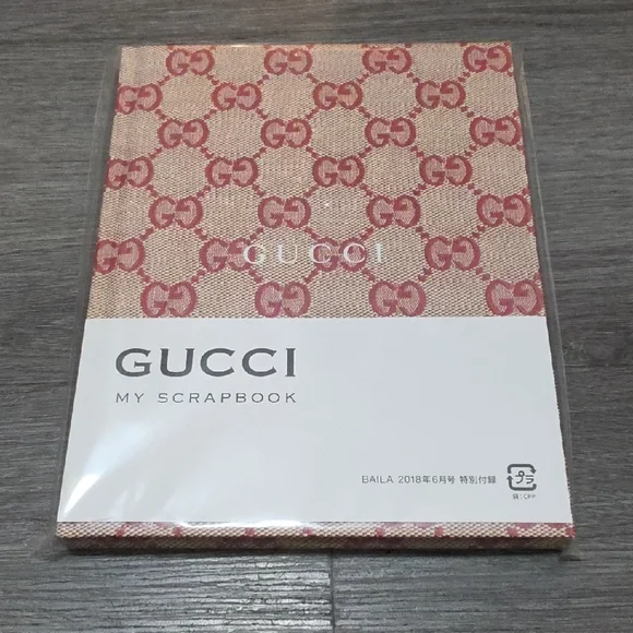 RARE GUCCI Red GG Monogram Scrapbook - Picture 1 of 8
